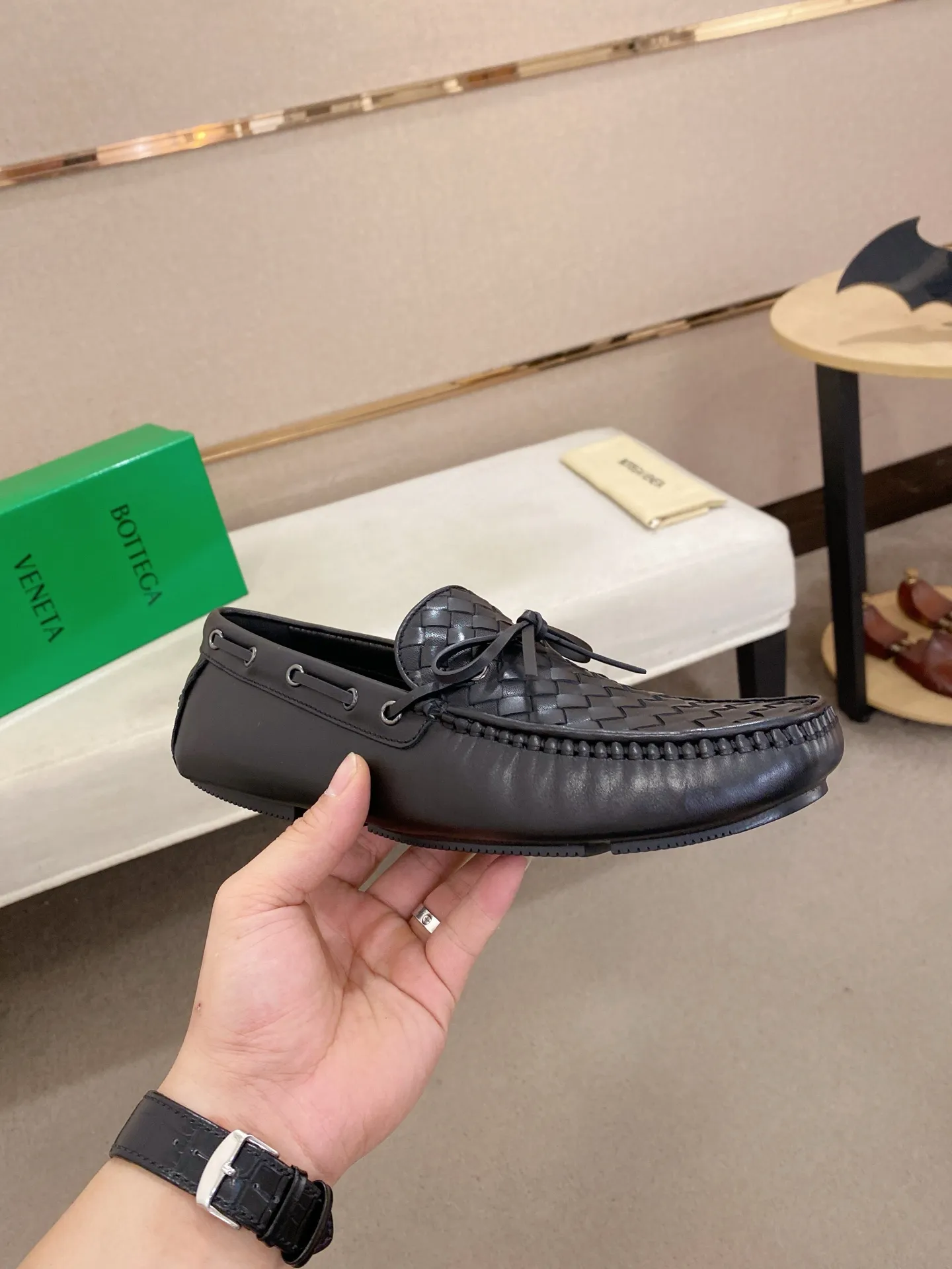 Men's shoes 💰 400💰 (Niu Li + Niu Pad) [BV] latest hot style‼ ️Casual men's shoes, uppers imported first-layer cowhide ➕Full imported cowhide lining✔️Exquisite workmanship, excellent foot feel, special rubber soles✔️, cool and fashionable, the latest fashion, fashionable outsole, hurry up. Code number: 38-44 (can be customized to 37.45, non-refundable)